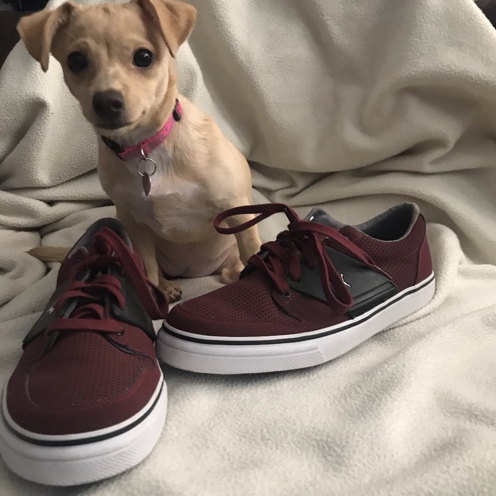 Men’s Puma sneakers